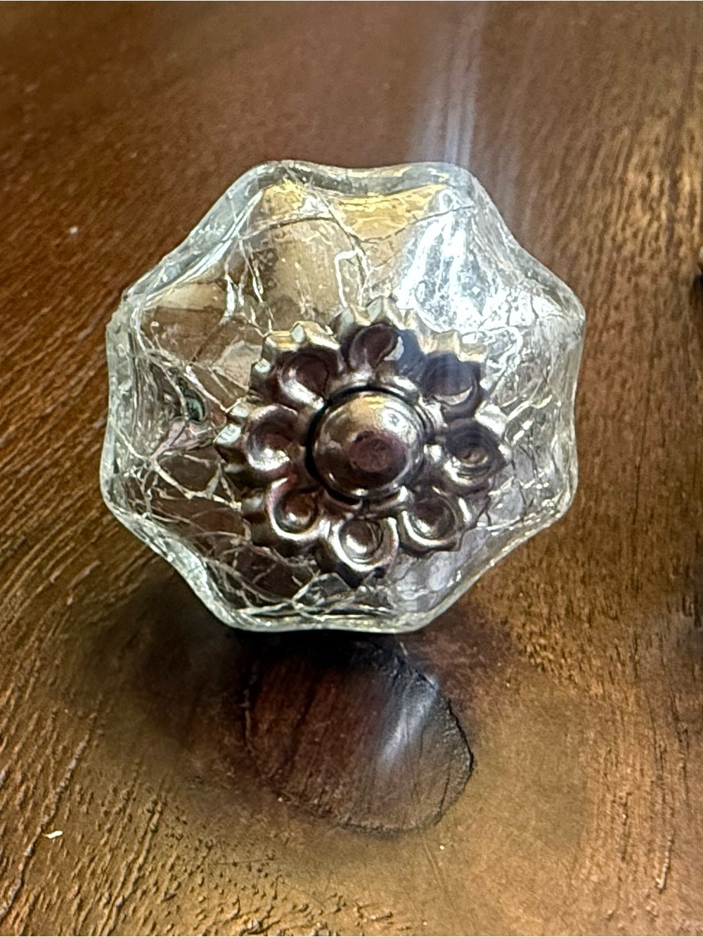 Set of 6 Clear Crackle Glass Cabinet Knobs Silver Metal Floral Center Round